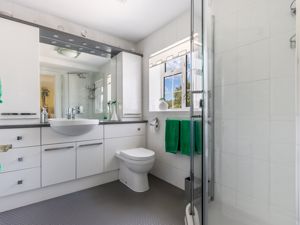 Photo 28- click for photo gallery